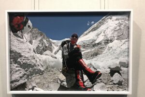 Krustpils kultūras centrā  Jura Alberta Ulmaņa fotoizstāde par ekspedīciju uz Everestu